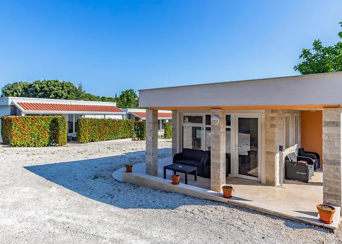 Vikendica Mobile Luxury Premium-3 By Interhome Pula