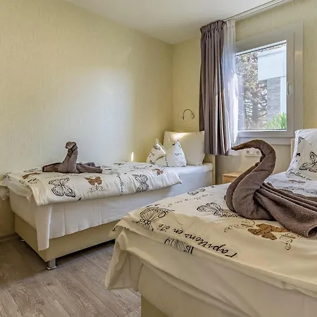 Prázdninový dům Luxury Premium-3 By Interhome Pula