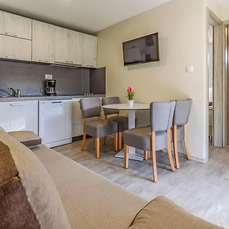 Holiday Home Mobile Home Luxury Premium-3 By Interhome Nyaraló Póla